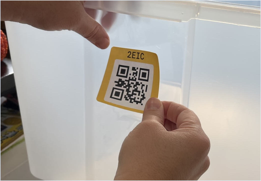 Apply Label & Scan QR Code